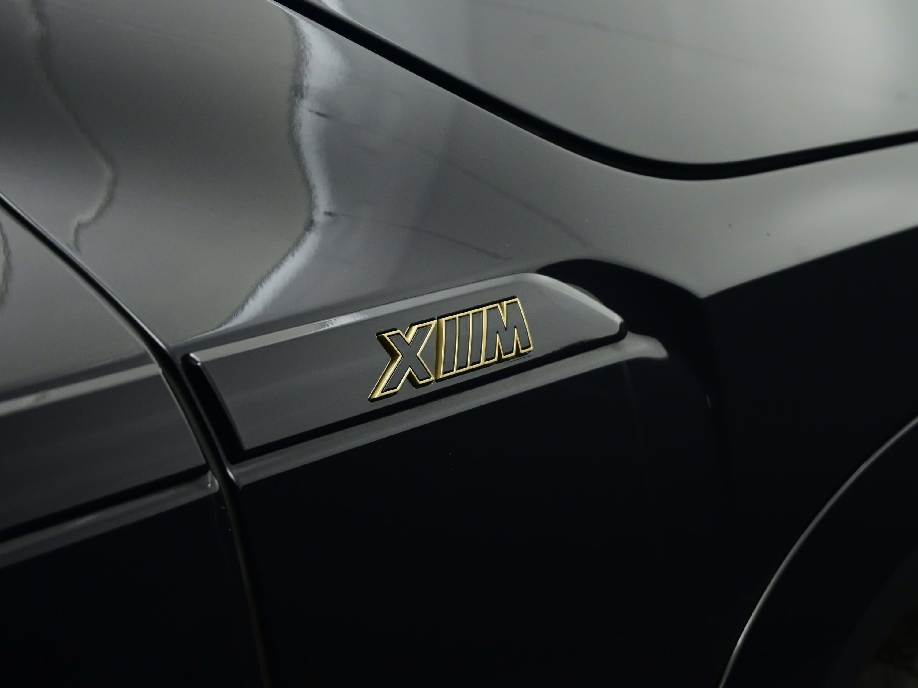 2025 Black Sapphire Metallic BMW XM Base AWD SUV