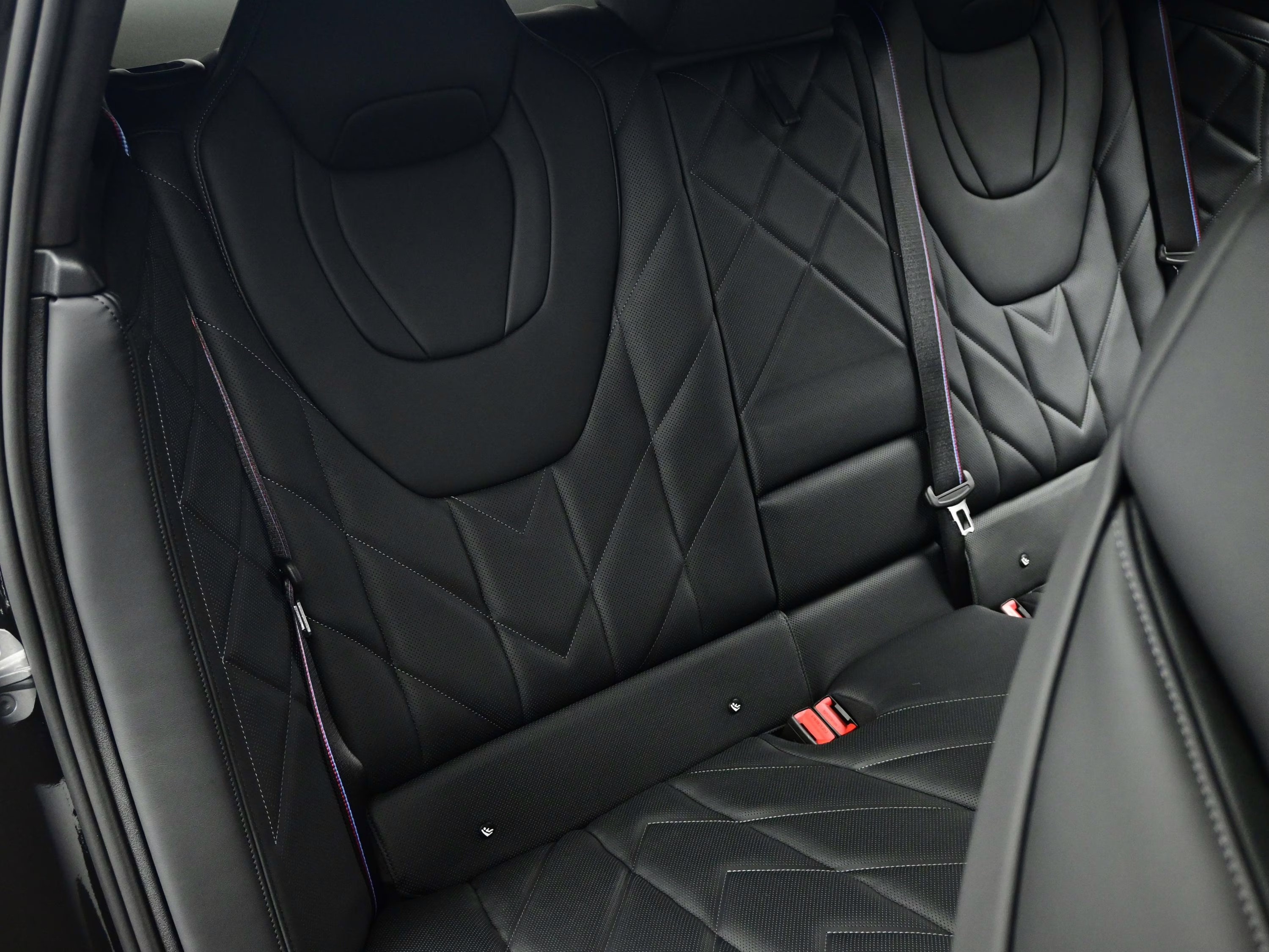 2025 Black Sapphire Metallic BMW XM Base AWD SUV