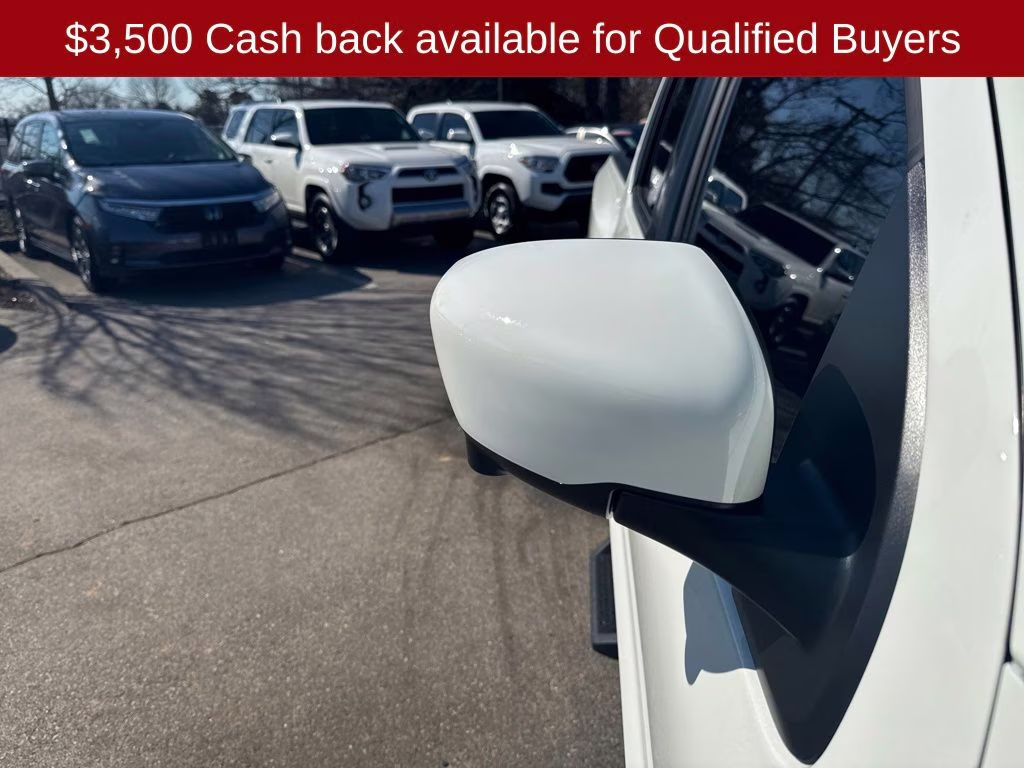 2026 Glacier White Nissan Frontier PRO-4X 4X4 Truck