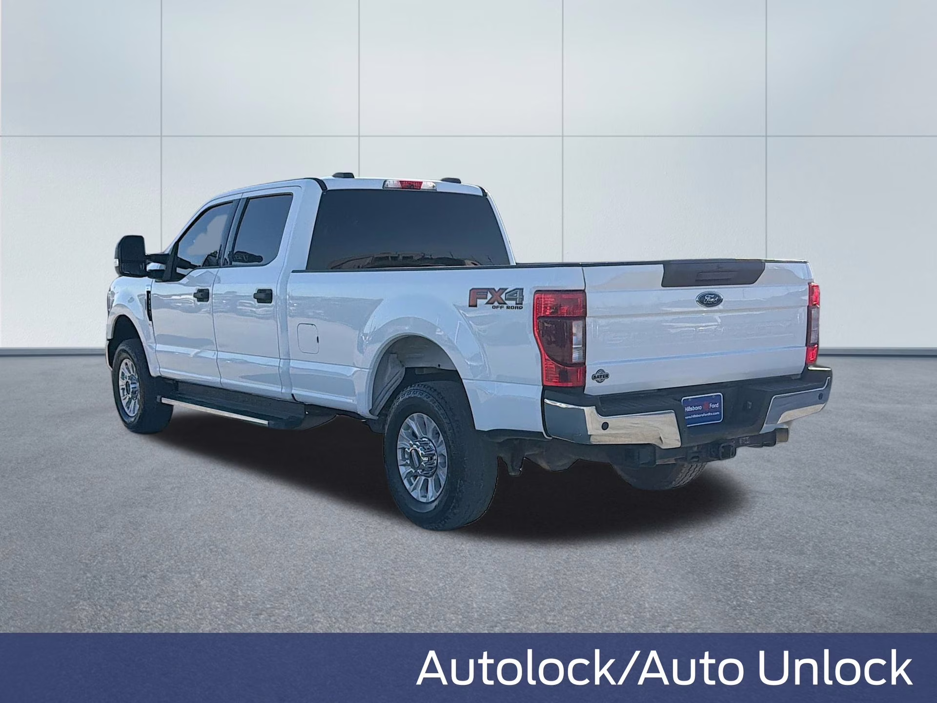 2022 Oxford White Ford Super Duty F-350 SRW XLT 4X4 Truck