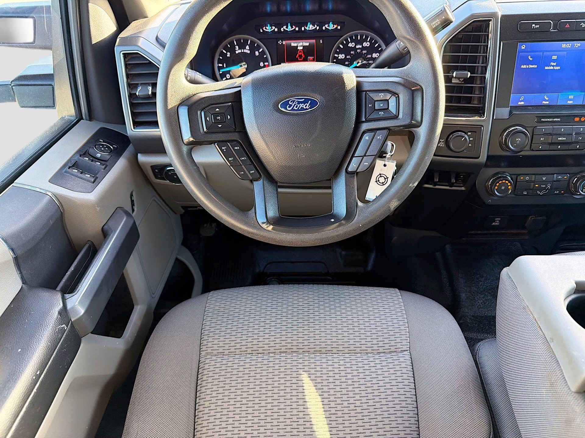 2022 Oxford White Ford Super Duty F-350 SRW XLT 4X4 Truck