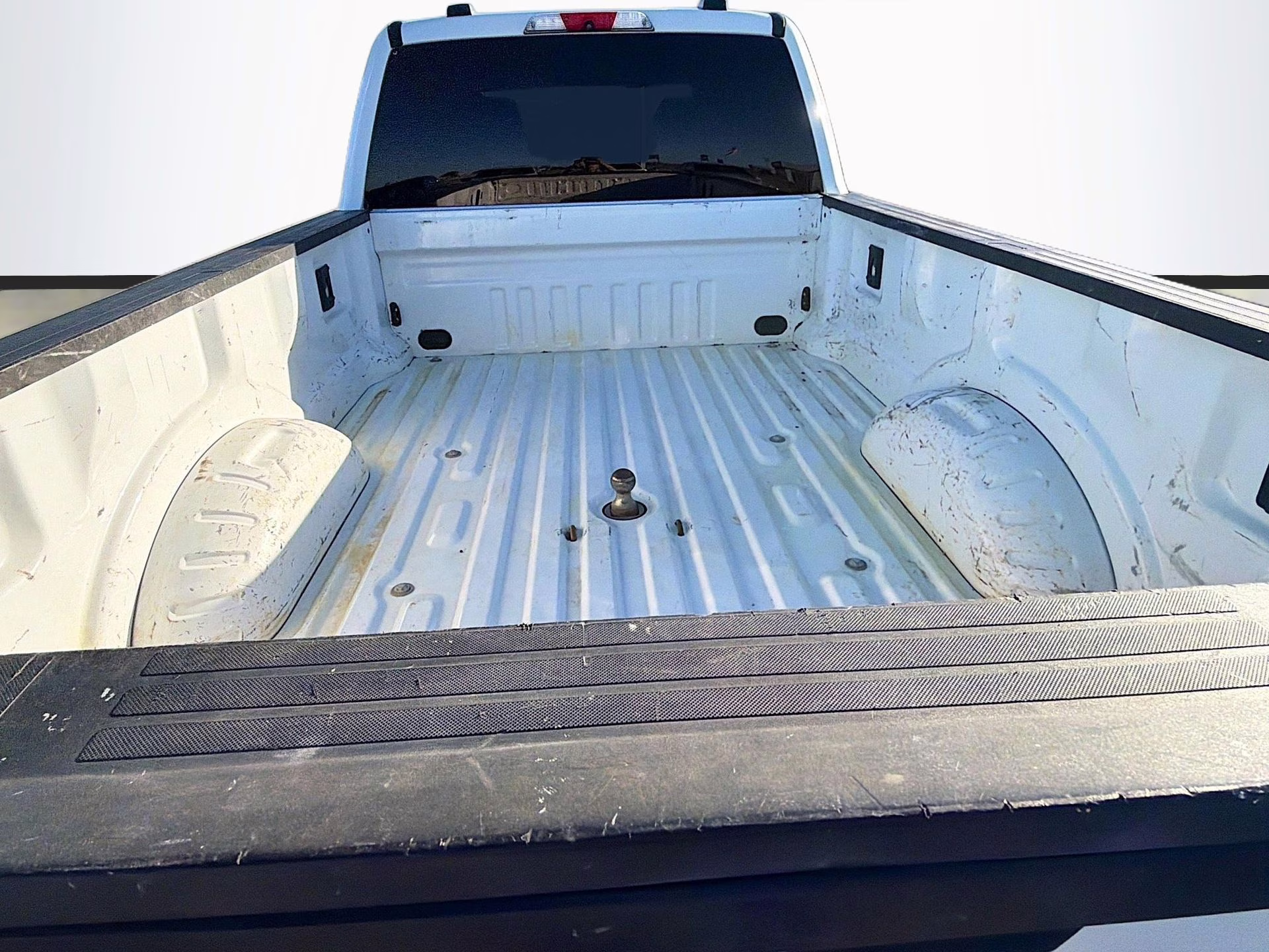 2022 Oxford White Ford Super Duty F-350 SRW XLT 4X4 Truck