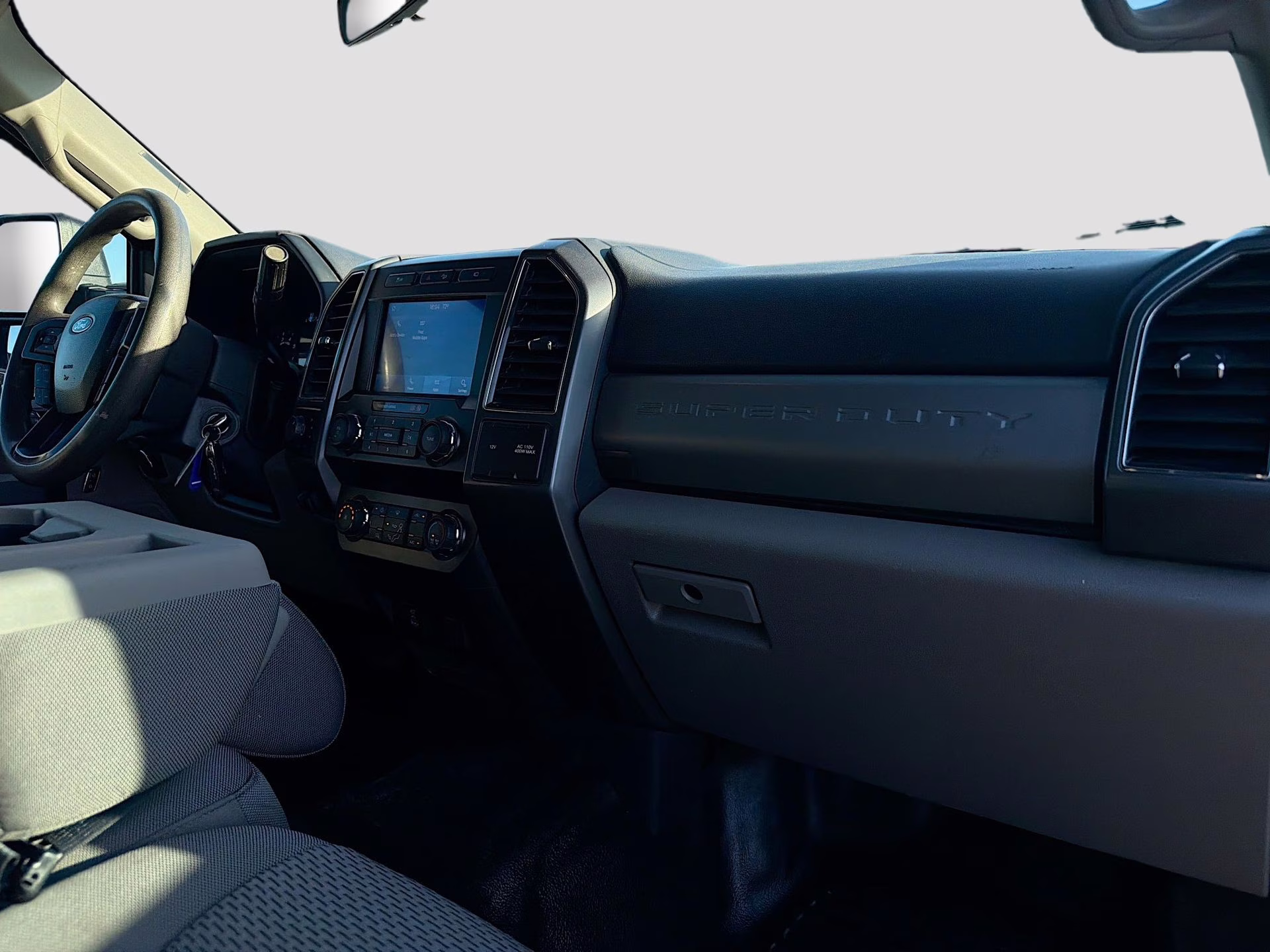 2022 Oxford White Ford Super Duty F-350 SRW XLT 4X4 Truck