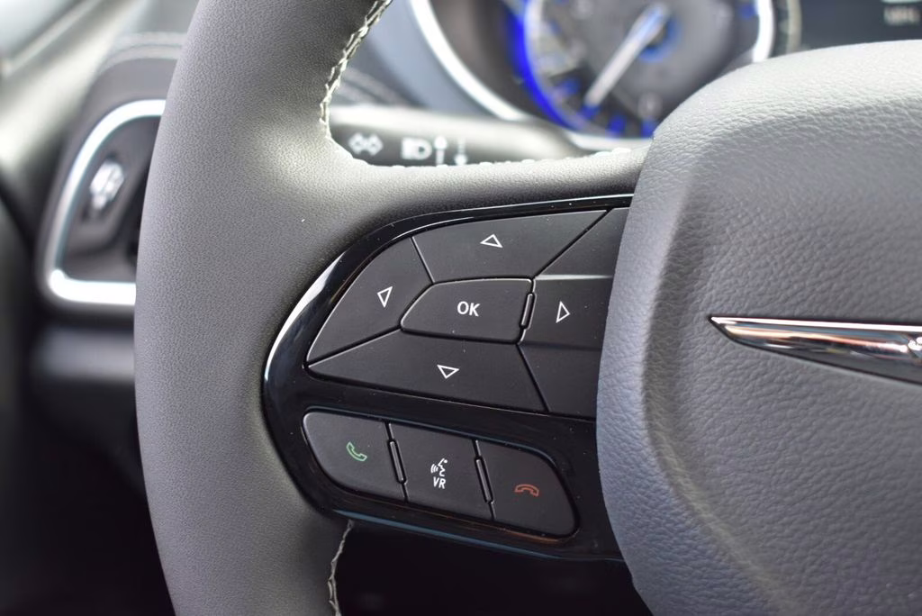 2026 Silver Mist Clearcoat Chrysler Pacifica Limited AWD Van