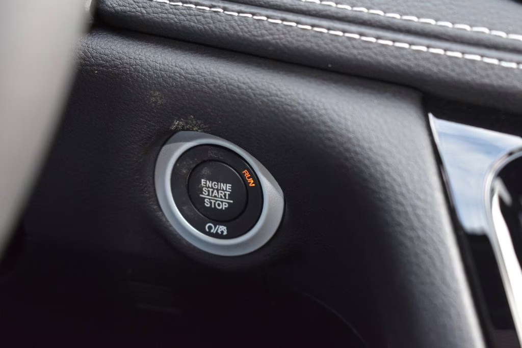 2026 Silver Mist Clearcoat Chrysler Pacifica Limited AWD Van