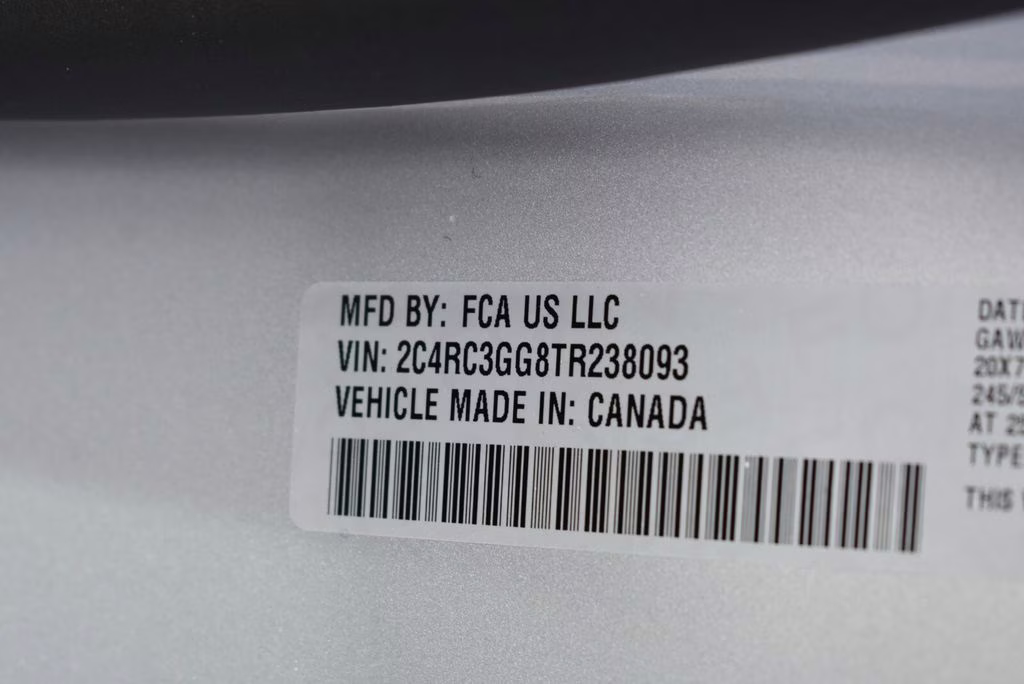 2026 Silver Mist Clearcoat Chrysler Pacifica Limited AWD Van