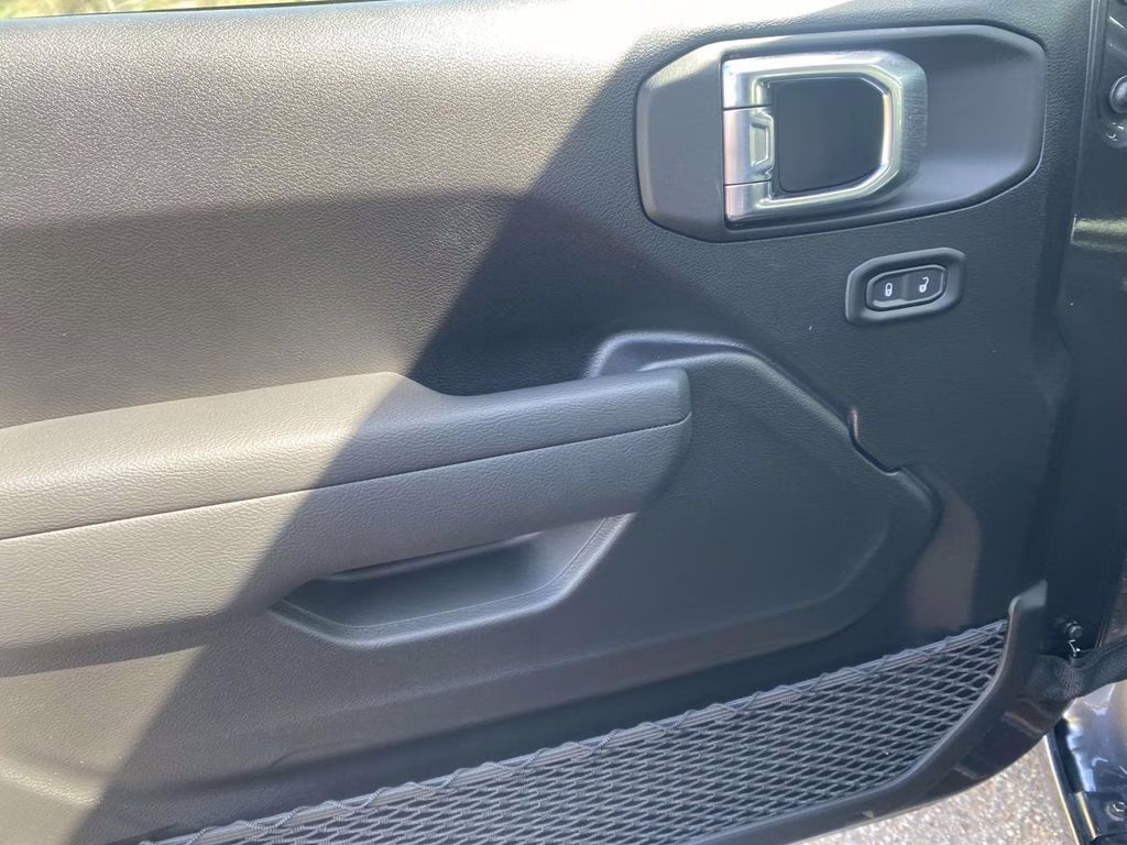 2026 granite crystal metallic clearcoat Jeep Wrangler Sport 4X4 SUV