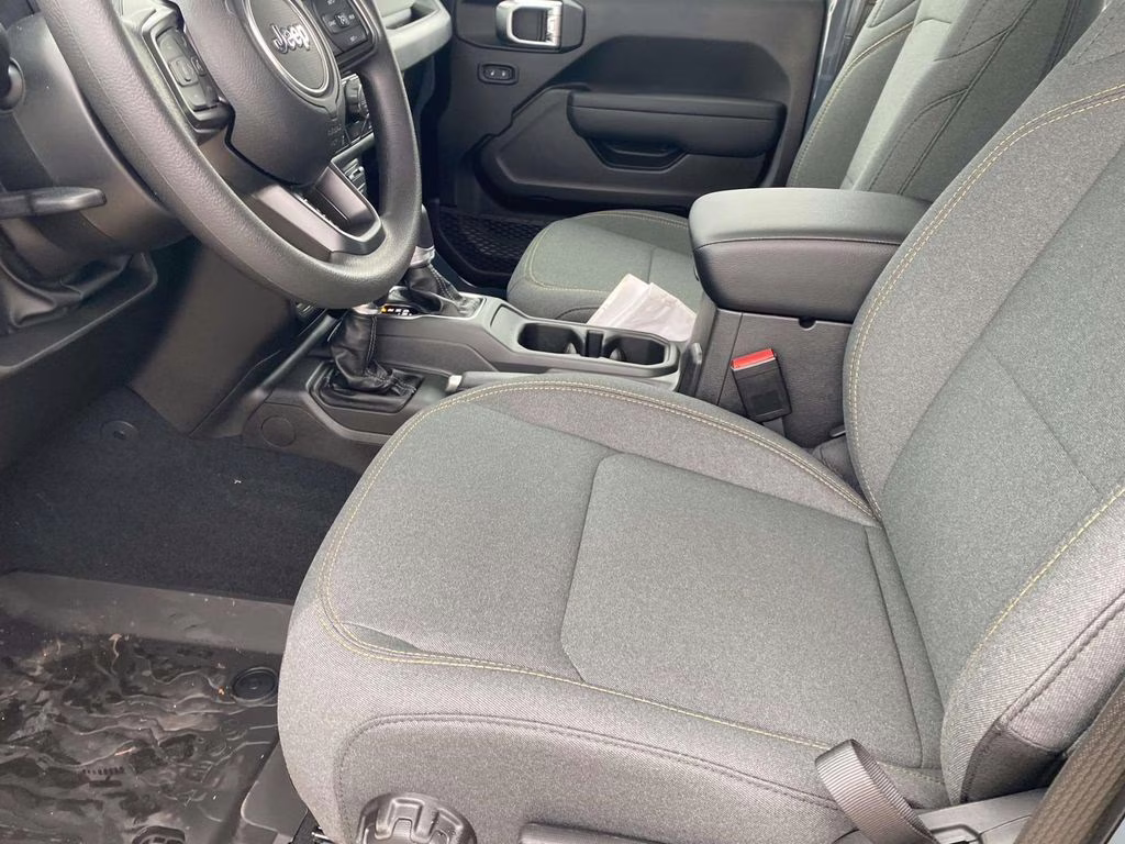 2026 Anvil Clear Coat Jeep Wrangler Sport 4X4 SUV