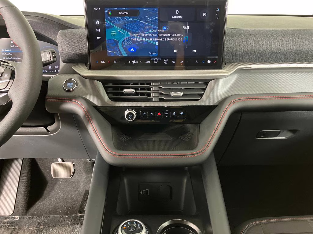 2026 Star White Metallic Tri-Coat Ford Explorer ST-Line RWD SUV