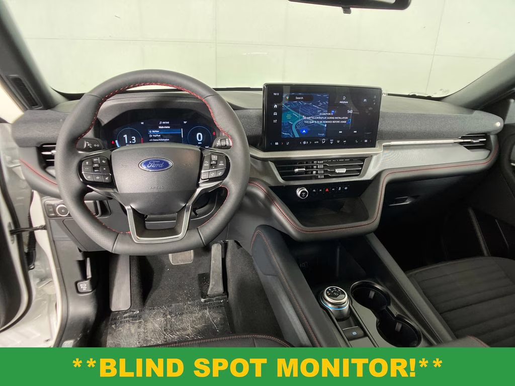 2026 Star White Metallic Tri-Coat Ford Explorer ST-Line RWD SUV