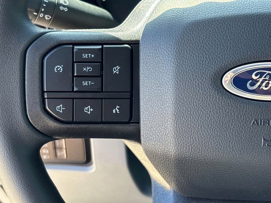 2026 Avalanche Ford Super Duty F-250 SRW STX 4X4 Truck