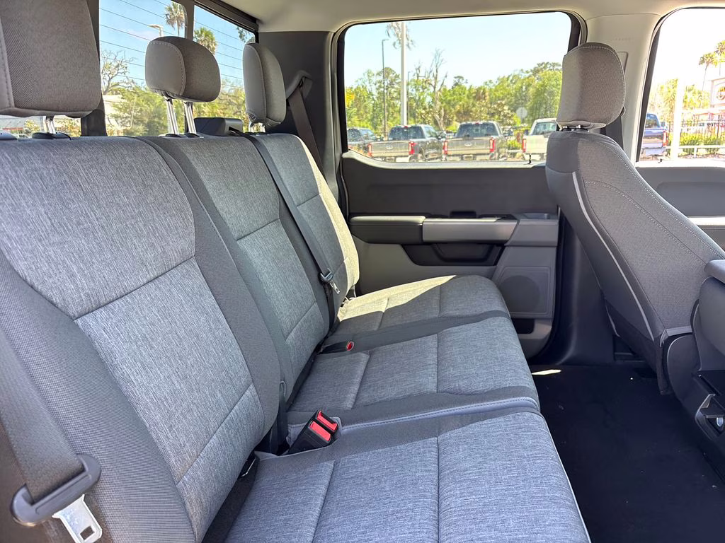 2026 Avalanche Ford Super Duty F-250 SRW XL 4X4 Truck