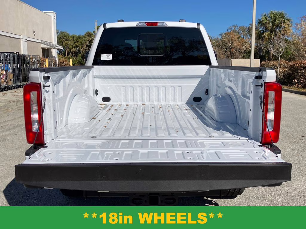 2026 Oxford White Ford Super Duty F-250 SRW XL 4X4 Truck