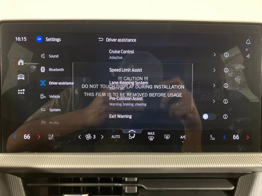 2026 Star White Metallic Tri-Coat Ford Explorer ST-Line RWD SUV