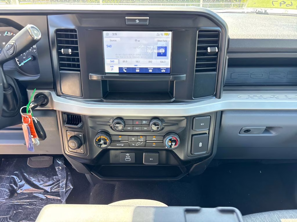 2026 Avalanche Ford Super Duty F-250 SRW XL 4X4 Truck