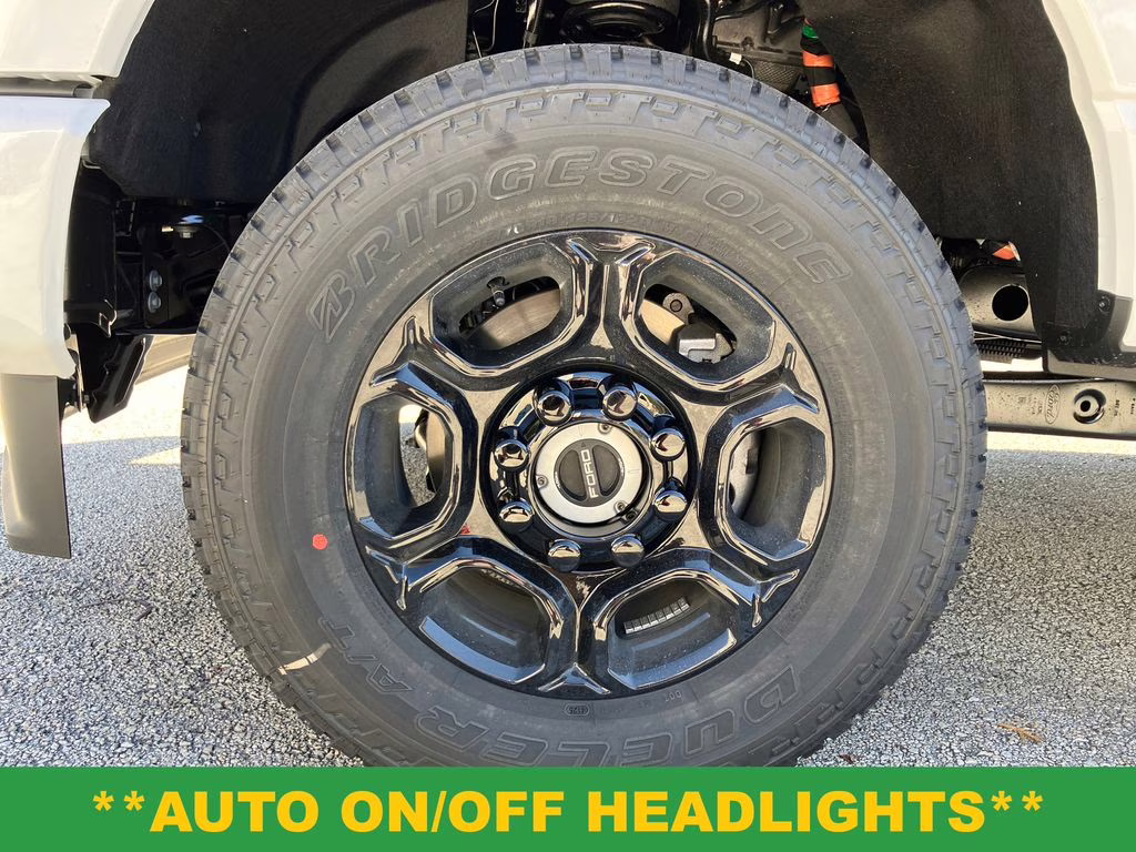 2026 Oxford White Ford Super Duty F-250 SRW XL 4X4 Truck
