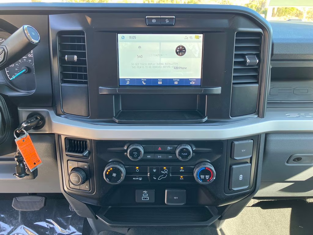 2026 Oxford White Ford Super Duty F-250 SRW XL 4X4 Truck