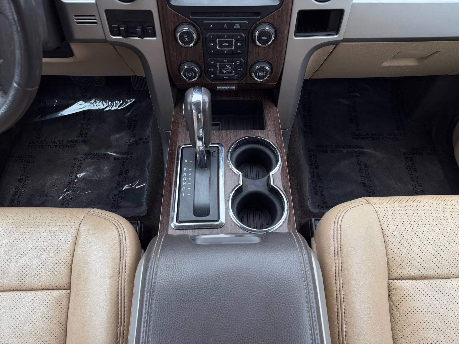 2013 Pale Adobe Metallic Ford F-150 Lariat 4X4 Truck