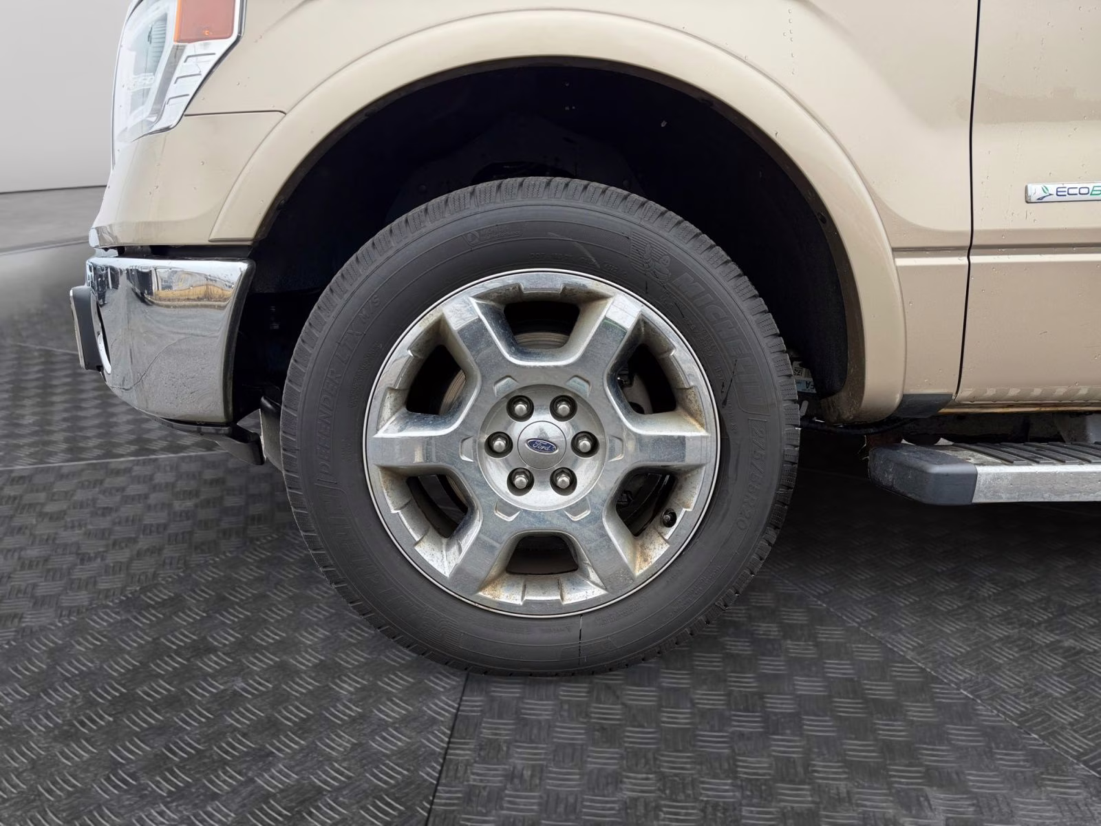 2013 Pale Adobe Metallic Ford F-150 Lariat 4X4 Truck