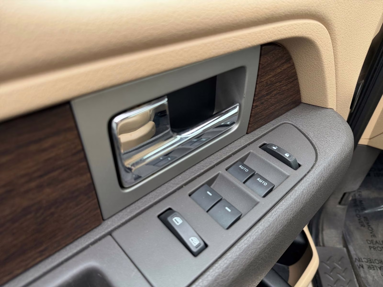 2013 Pale Adobe Metallic Ford F-150 Lariat 4X4 Truck