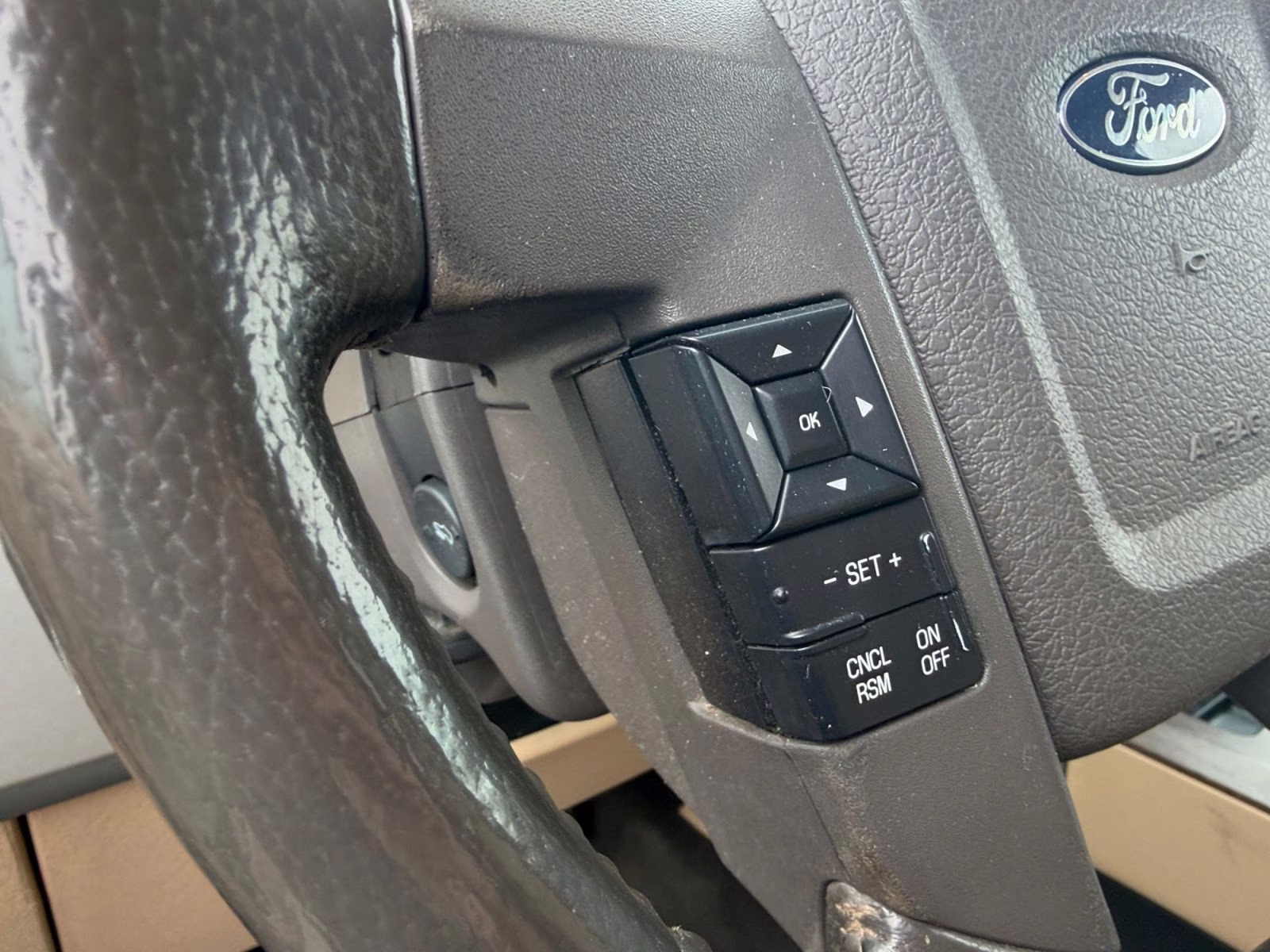 2013 Pale Adobe Metallic Ford F-150 Lariat 4X4 Truck