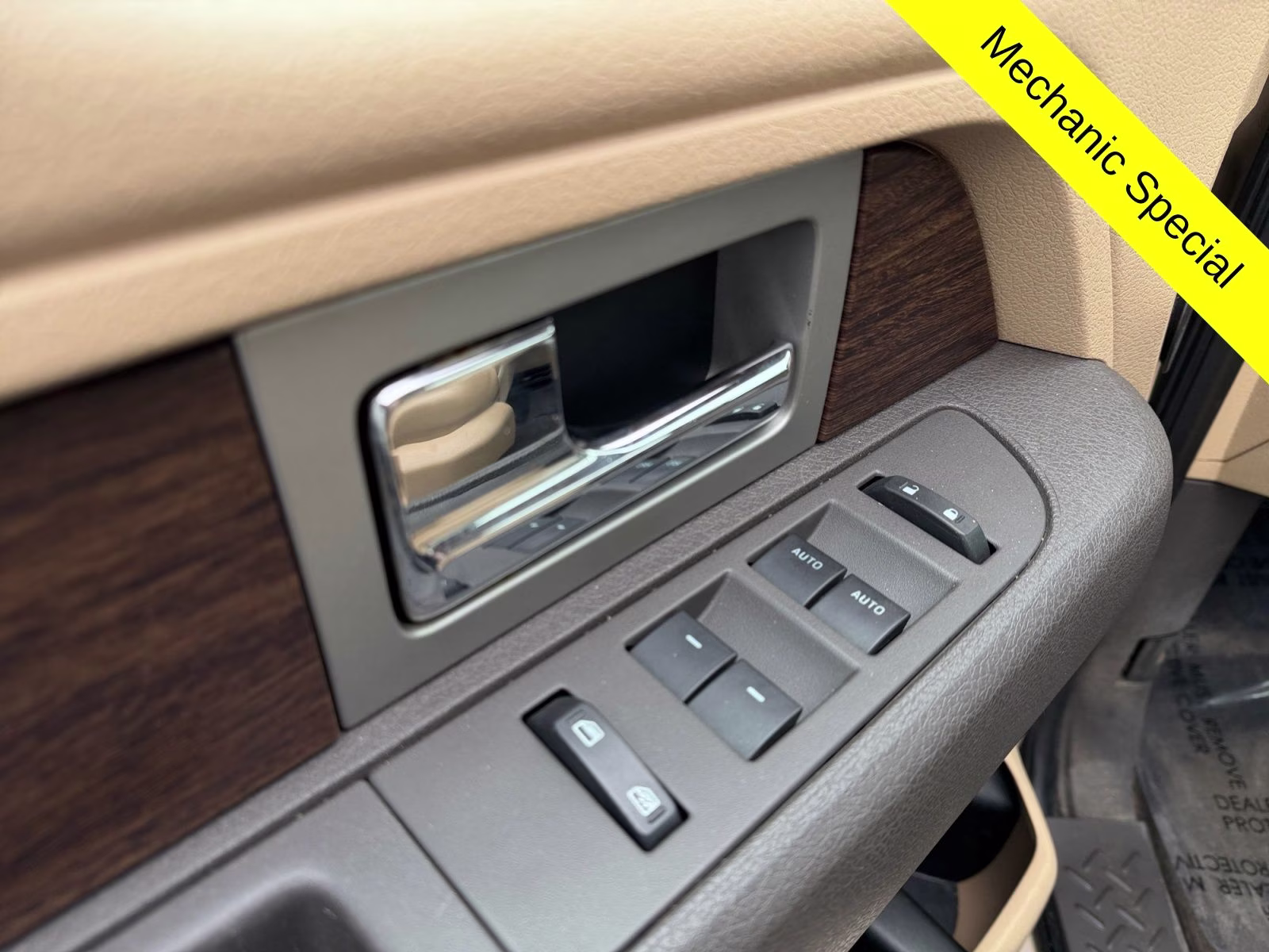 2013 Pale Adobe Metallic Ford F-150 Lariat 4X4 Truck