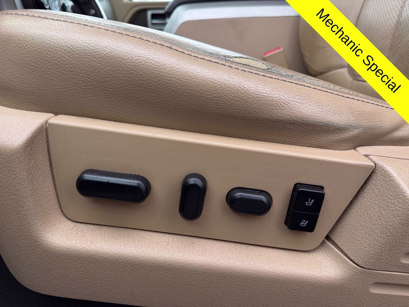 2013 Pale Adobe Metallic Ford F-150 Lariat 4X4 Truck