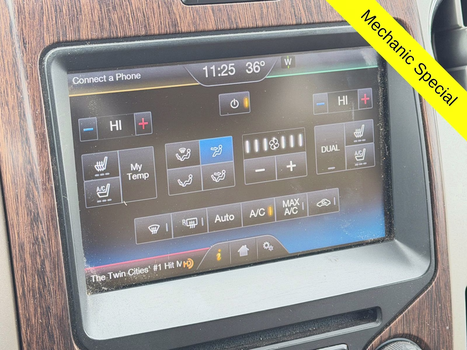2013 Pale Adobe Metallic Ford F-150 Lariat 4X4 Truck