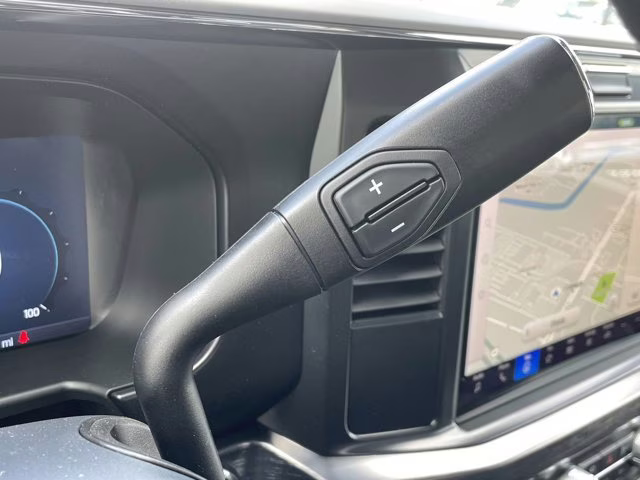 2026 Agate Black Metallic Ford Super Duty F-250 SRW LARIAT RWD Truck