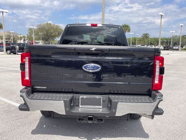 2026 Agate Black Metallic Ford Super Duty F-250 SRW LARIAT RWD Truck