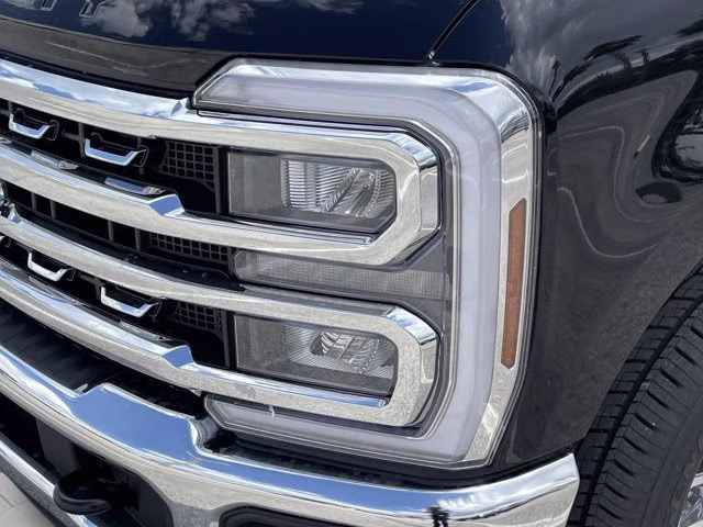 2026 Agate Black Metallic Ford Super Duty F-250 SRW LARIAT RWD Truck