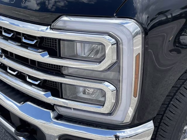 2026 Agate Black Metallic Ford Super Duty F-250 SRW LARIAT RWD Truck