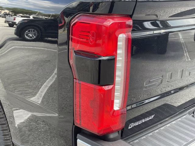 2026 Agate Black Metallic Ford Super Duty F-250 SRW LARIAT RWD Truck