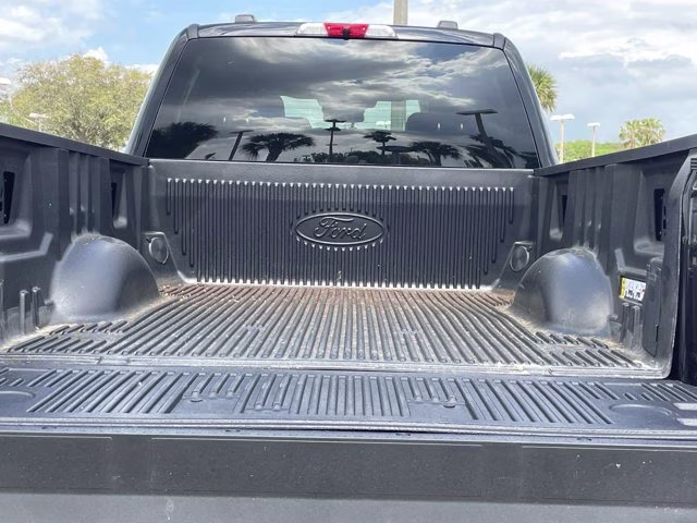 2026 Agate Black Metallic Ford Super Duty F-250 SRW LARIAT RWD Truck