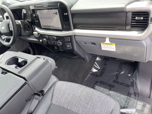 2026 Avalanche Ford Super Duty F-250 SRW XLT 4X4 Truck