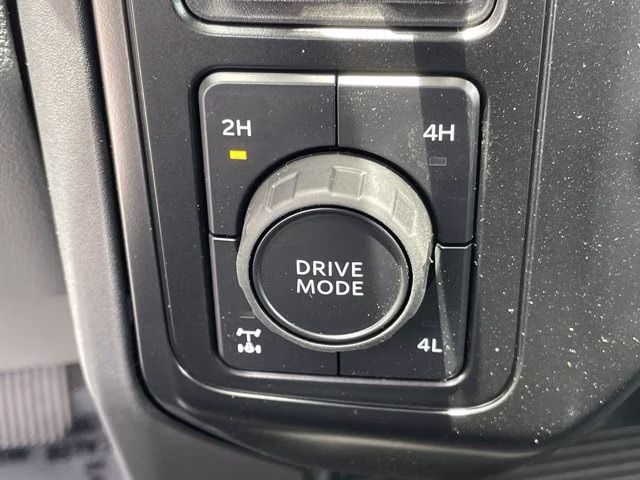 2026 Avalanche Ford Super Duty F-250 SRW XLT 4X4 Truck