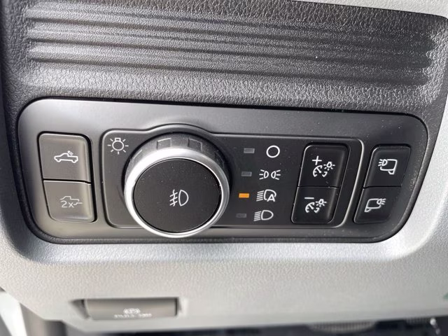 2026 Avalanche Ford Super Duty F-250 SRW XLT 4X4 Truck