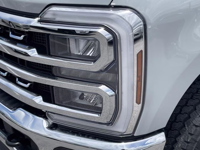 2026 Avalanche Ford Super Duty F-250 SRW XLT 4X4 Truck