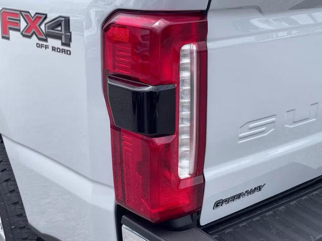 2026 Avalanche Ford Super Duty F-250 SRW XLT 4X4 Truck