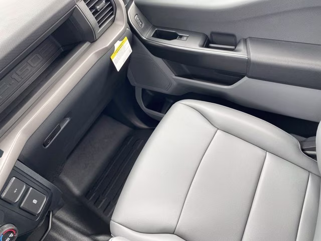 2026 Oxford White Ford F-150 XL RWD Truck