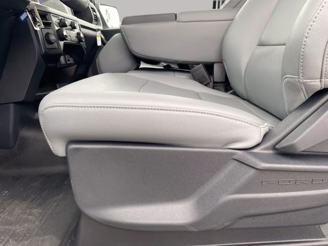2026 Oxford White Ford F-150 XL RWD Truck
