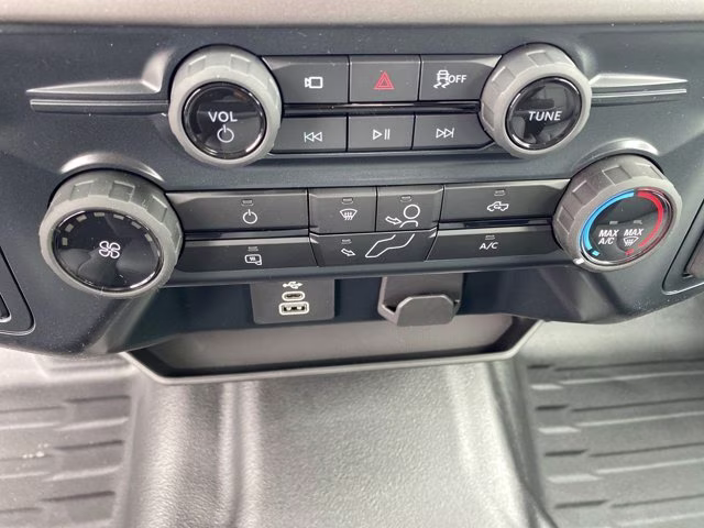 2026 Oxford White Ford F-150 XL RWD Truck