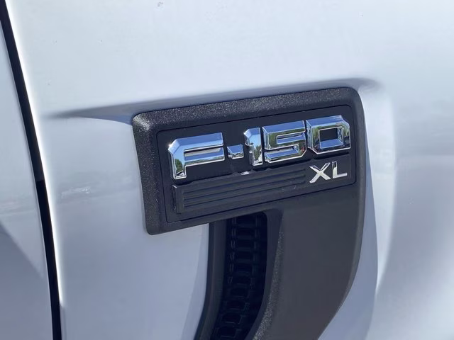 2026 Oxford White Ford F-150 XL RWD Truck