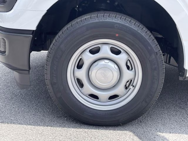 2026 Oxford White Ford F-150 XL RWD Truck