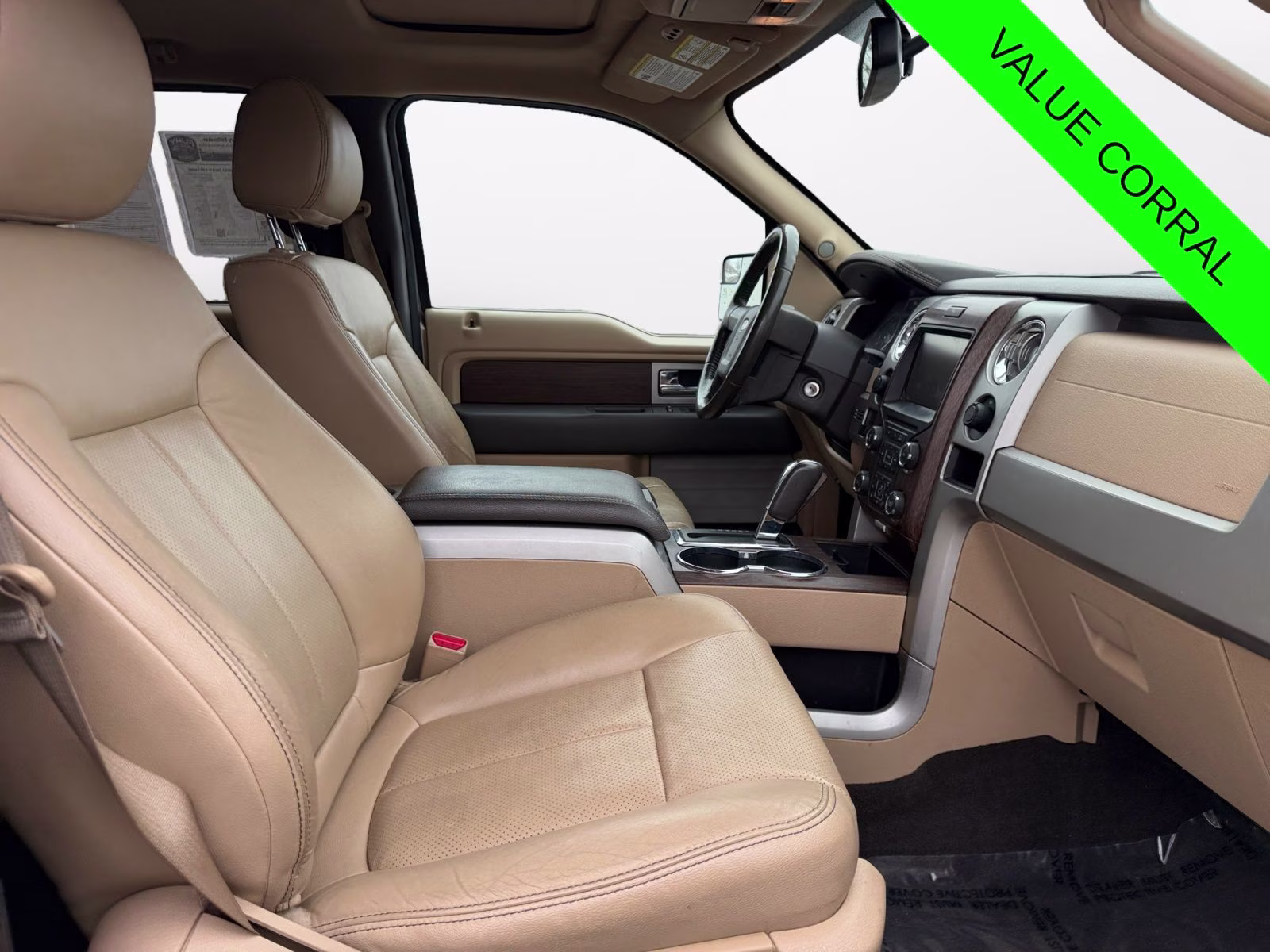 2013 Pale Adobe Metallic Ford F-150 Lariat 4X4 Truck
