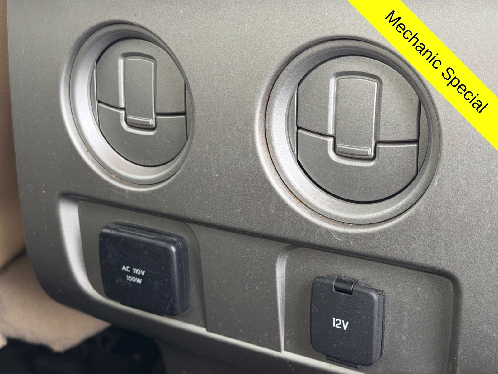 2013 Pale Adobe Metallic Ford F-150 Lariat 4X4 Truck