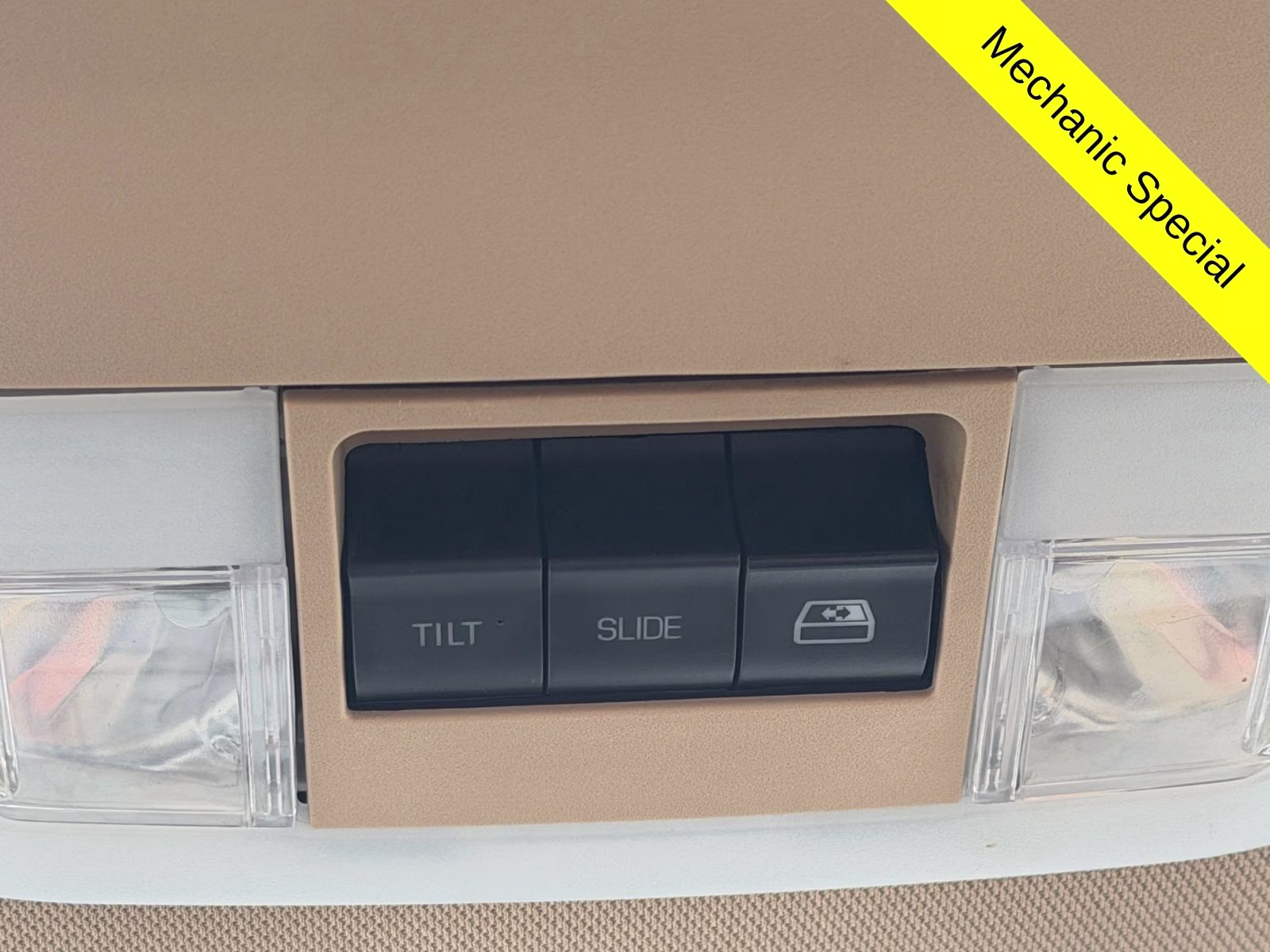 2013 Pale Adobe Metallic Ford F-150 Lariat 4X4 Truck