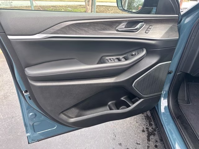2026 Steel Blue Jeep Grand Cherokee Limited 4X4 SUV