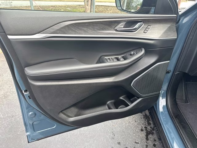 2026 Steel Blue Jeep Grand Cherokee Limited 4X4 SUV