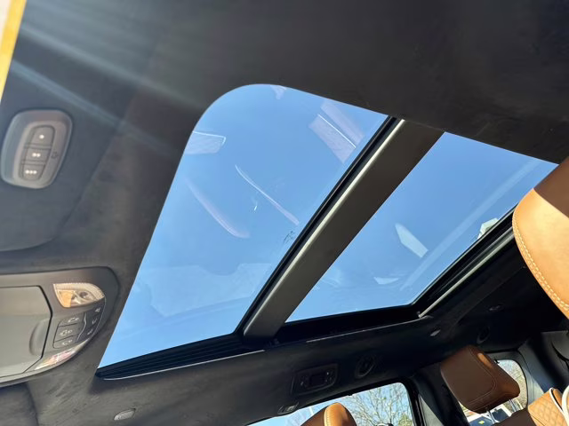 2026 Diamond Black Crystal Pearlcoat Chrysler Pacifica Pinnacle FWD Van